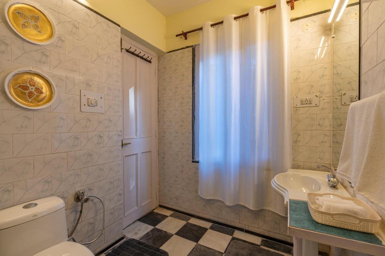 Saffronstays Chalet Vie, Kasauli - All Clear Roads Екстер'єр фото